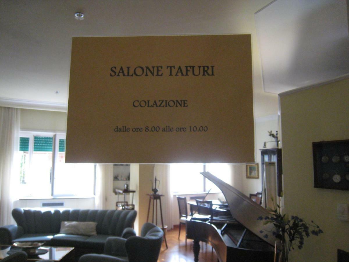 Dimora Tafuri Bed & Breakfast Salerno Exterior photo